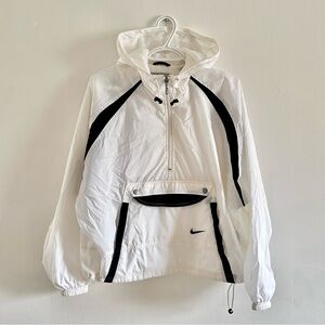Vintage 90’s Nike White and Black Pullover Windbreaker Jacket